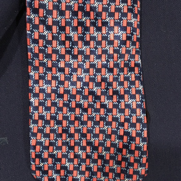 BRIONI- Blue and red printed pattern necktie. - Picture 3 of 4